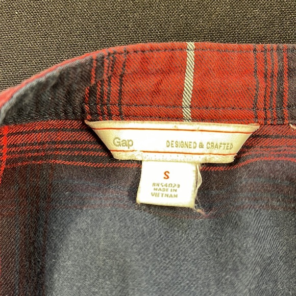 Gap Plaid Red White Blue Cotton Long Sleeve Shirt Small - Picture 8 of 10
